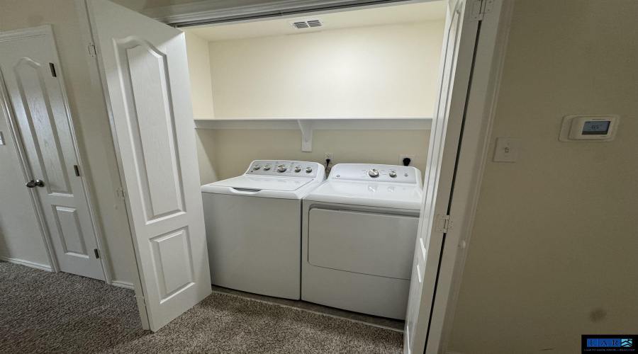 1828 Port Louisiana Dr, Laredo, Texas 78046, 3 Bedrooms Bedrooms, 5 Rooms Rooms,2 BathroomsBathrooms,Residential,For Sale,1828 Port Louisiana Dr,20255145