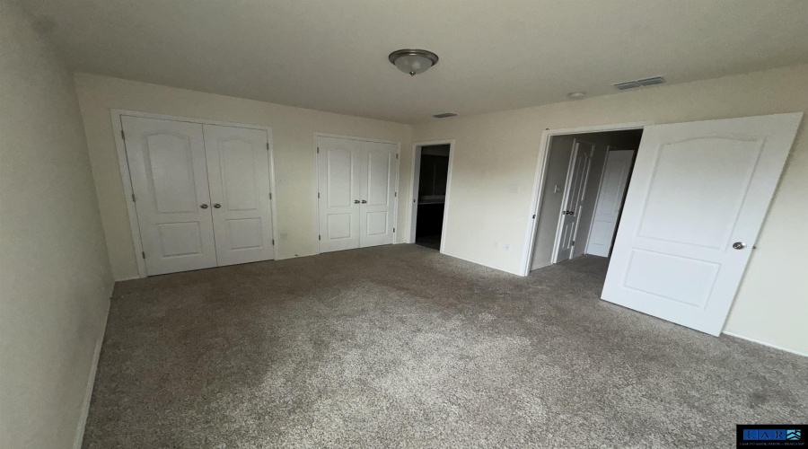 1828 Port Louisiana Dr, Laredo, Texas 78046, 3 Bedrooms Bedrooms, 5 Rooms Rooms,2 BathroomsBathrooms,Residential,For Sale,1828 Port Louisiana Dr,20255145