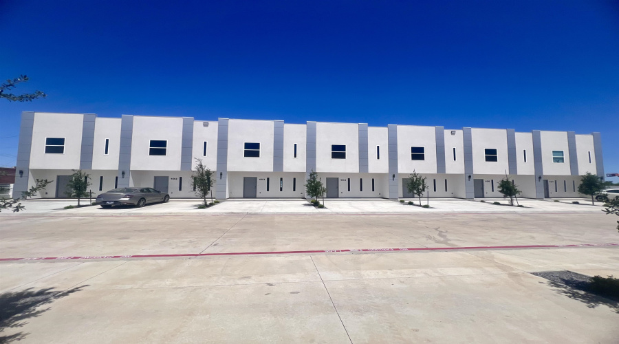 1011 Emerald Valley Dr., Laredo, Texas 78043, 3 Bedrooms Bedrooms, 5 Rooms Rooms,2 BathroomsBathrooms,Residential,For Rent,1011 Emerald Valley Dr.,20255149