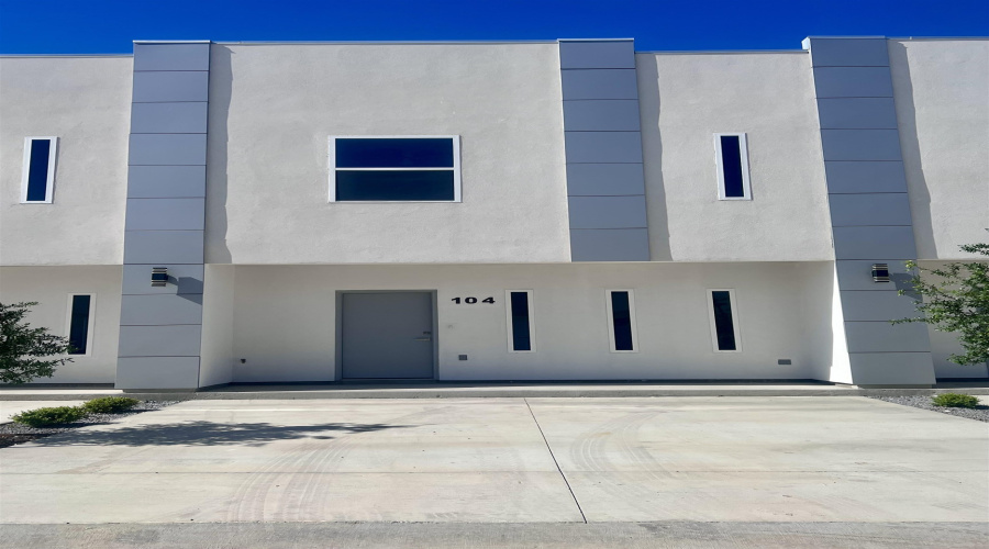 1011 Emerald Valley Dr., Laredo, Texas 78043, 3 Bedrooms Bedrooms, 5 Rooms Rooms,2 BathroomsBathrooms,Residential,For Rent,1011 Emerald Valley Dr.,20255149