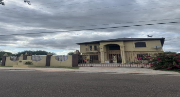 3102 Plum St, Laredo, Texas 78043, 4 Bedrooms Bedrooms, 8 Rooms Rooms,3 BathroomsBathrooms,Residential,For Rent,3102 Plum St,20255150 3102 Plum St, Laredo, Texas 78043, 4 Bedrooms Bedrooms, 8 Rooms Rooms,3 BathroomsBathrooms,Residential,For Rent,3102 Plum St,20255150