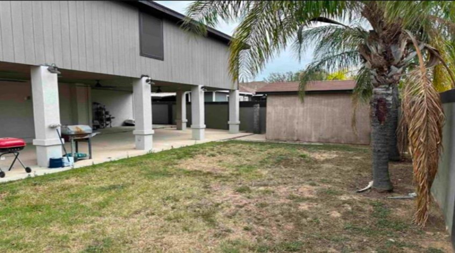 719 Oleander St, Laredo, Texas 78046, 4 Bedrooms Bedrooms, 7 Rooms Rooms,2 BathroomsBathrooms,Residential,For Sale,719 Oleander St,20255151