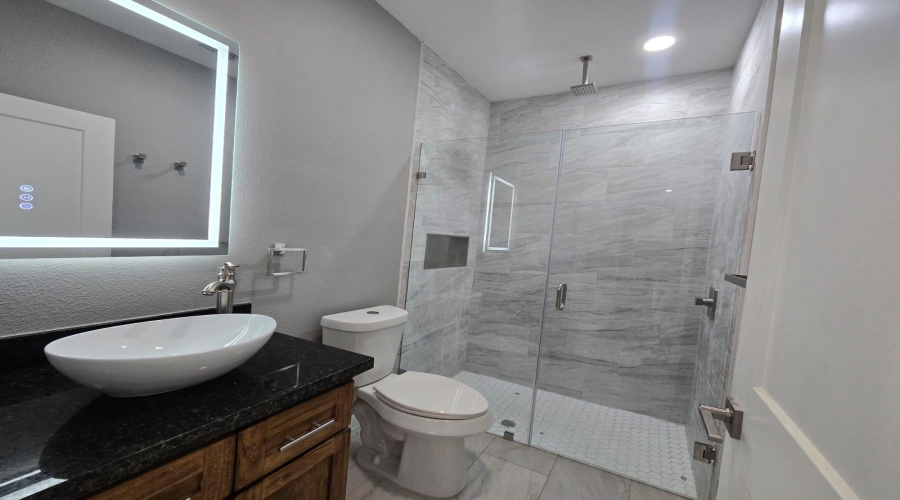 3511 Pine St, Laredo, Texas 78046, 3 Bedrooms Bedrooms, 5 Rooms Rooms,2 BathroomsBathrooms,Residential,For Sale,3511 Pine St,20255152