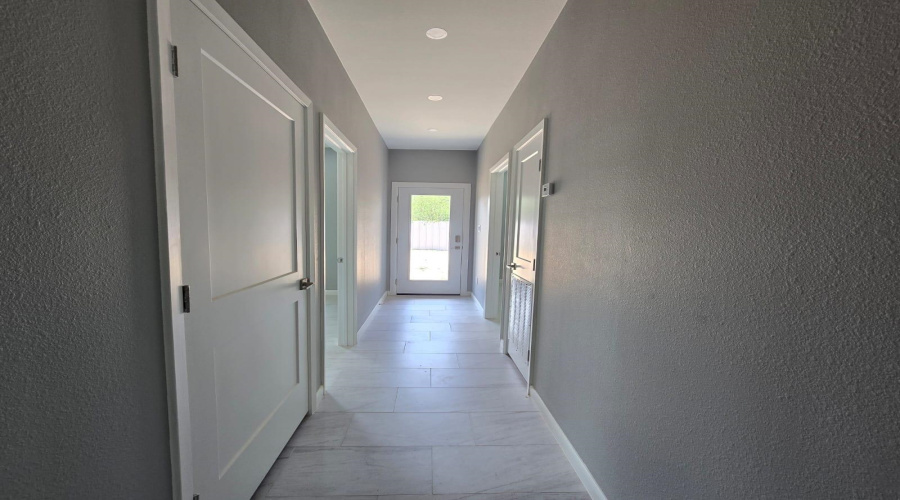 3511 Pine St, Laredo, Texas 78046, 3 Bedrooms Bedrooms, 5 Rooms Rooms,2 BathroomsBathrooms,Residential,For Sale,3511 Pine St,20255152