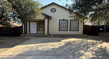 3105 Medio Ct, LAREDO, Texas 78046, 2 Bedrooms Bedrooms, 4 Rooms Rooms,1 BathroomBathrooms,Residential,For Rent,3105 Medio Ct,20255153 3105 Medio Ct, LAREDO, Texas 78046, 2 Bedrooms Bedrooms, 4 Rooms Rooms,1 BathroomBathrooms,Residential,For Rent,3105 Medio Ct,20255153