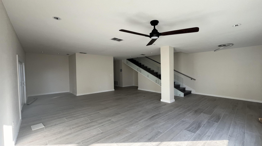 210 Veracruz Dr., Laredo, Texas 78045, 3 Bedrooms Bedrooms, 5 Rooms Rooms,2 BathroomsBathrooms,Residential,For Rent,210 Veracruz Dr.,20255154