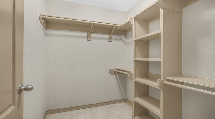 3615 Gregorio Lerma Dr, Laredo, Texas 78046-4073, 3 Bedrooms Bedrooms, 5 Rooms Rooms,2 BathroomsBathrooms,Residential,For Sale,3615 Gregorio Lerma Dr,20255160