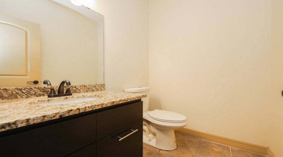 8216 Casa Verde Rd, Laredo, Texas 78041-5940, 3 Bedrooms Bedrooms, 4 Rooms Rooms,2 BathroomsBathrooms,Residential,For Rent,8216 Casa Verde Rd,20255163