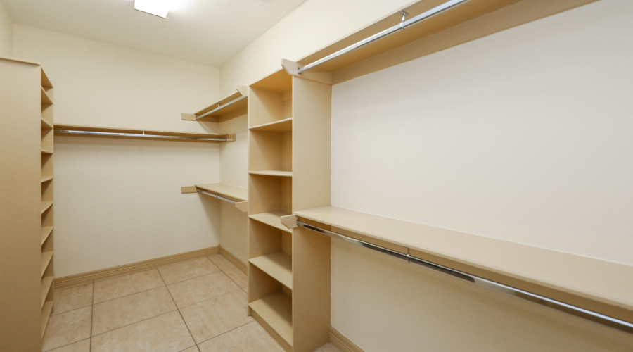 8216 Casa Verde Rd, Laredo, Texas 78041-5940, 3 Bedrooms Bedrooms, 4 Rooms Rooms,2 BathroomsBathrooms,Residential,For Rent,8216 Casa Verde Rd,20255163