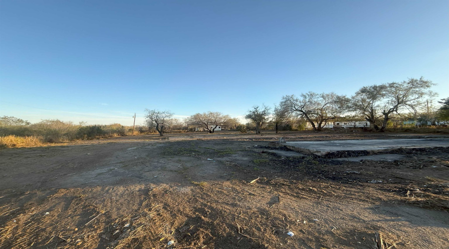 706 E 11th Ave, Zapata, Texas 78076, ,Land,For Sale,706 E 11th Ave,20255166