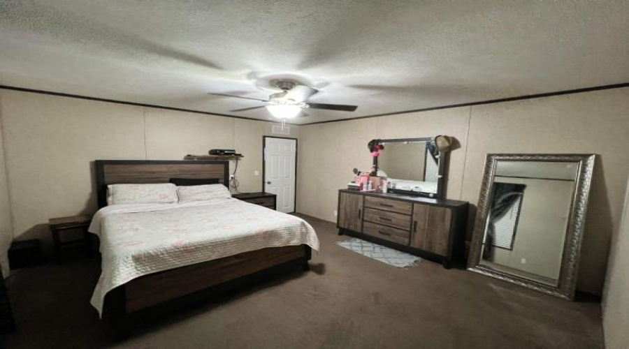 1810 Juarez Ave, Zapata, Texas 78076, 3 Bedrooms Bedrooms, 5 Rooms Rooms,2 BathroomsBathrooms,Residential,For Sale,1810 Juarez Ave,20255169