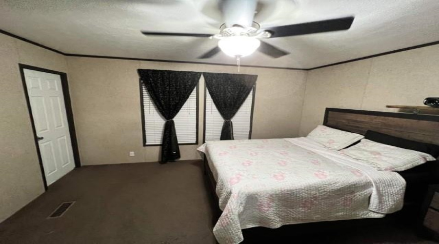 1810 Juarez Ave, Zapata, Texas 78076, 3 Bedrooms Bedrooms, 5 Rooms Rooms,2 BathroomsBathrooms,Residential,For Sale,1810 Juarez Ave,20255169