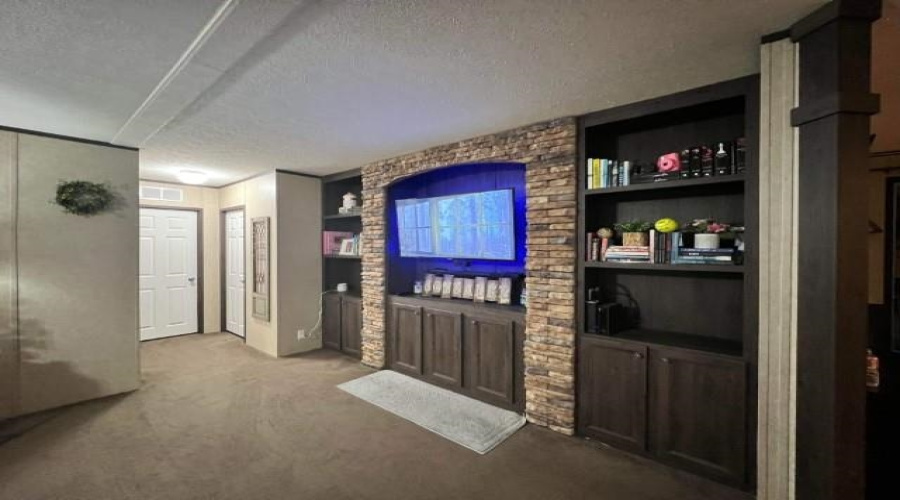 1810 Juarez Ave, Zapata, Texas 78076, 3 Bedrooms Bedrooms, 5 Rooms Rooms,2 BathroomsBathrooms,Residential,For Sale,1810 Juarez Ave,20255169