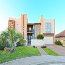 2906 Chaucer Dr, Laredo, Texas 78041, 4 Bedrooms Bedrooms, 7 Rooms Rooms,3 BathroomsBathrooms,Residential,For Sale,2906 Chaucer Dr,20255171