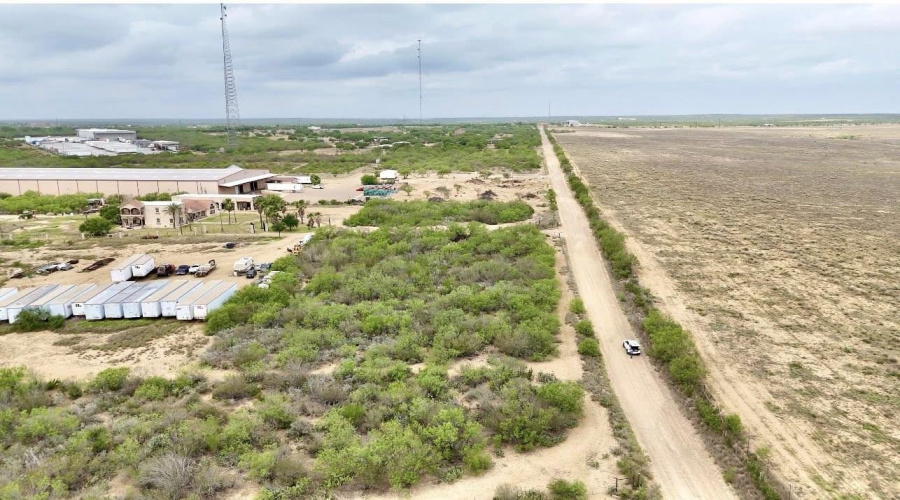 425 N Webb Rd, Laredo, Texas 78045, ,Land,For Rent,425 N Webb Rd,20255181