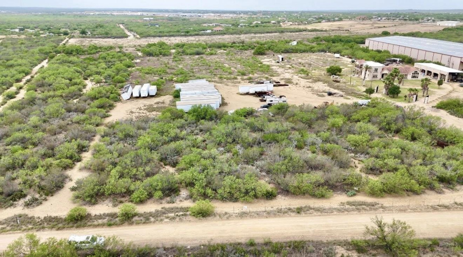 425 N Webb Rd, Laredo, Texas 78045, ,Land,For Rent,425 N Webb Rd,20255181