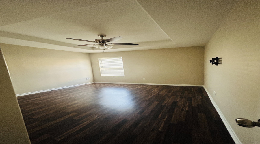 7913 Elka Lp, Laredo, Texas 78045, 3 Bedrooms Bedrooms, 5 Rooms Rooms,2 BathroomsBathrooms,Residential,For Rent,7913 Elka Lp,20255175