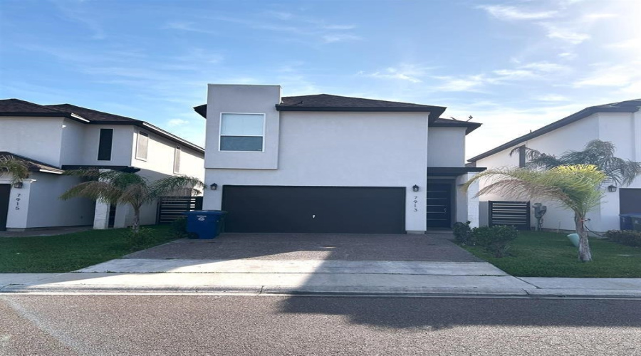 7913 Elka Lp, Laredo, Texas 78045, 3 Bedrooms Bedrooms, 5 Rooms Rooms,2 BathroomsBathrooms,Residential,For Rent,7913 Elka Lp,20255175