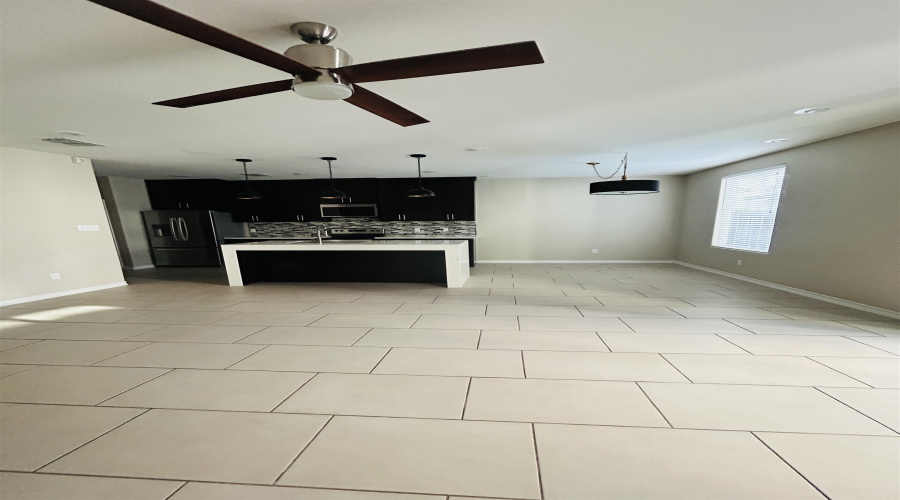 7913 Elka Lp, Laredo, Texas 78045, 3 Bedrooms Bedrooms, 5 Rooms Rooms,2 BathroomsBathrooms,Residential,For Rent,7913 Elka Lp,20255175