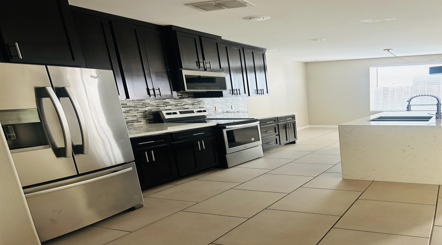 7913 Elka Lp, Laredo, Texas 78045, 3 Bedrooms Bedrooms, 5 Rooms Rooms,2 BathroomsBathrooms,Residential,For Rent,7913 Elka Lp,20255175