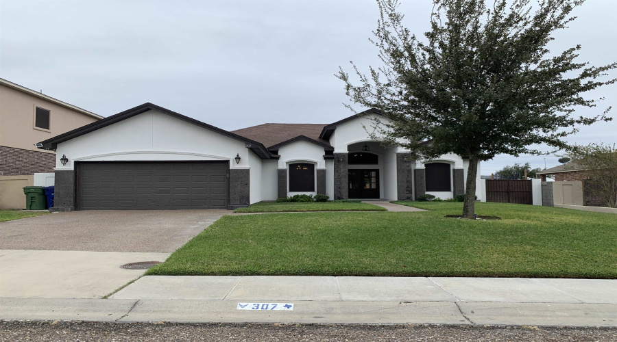 307 Michoacan Loop, Laredo, Texas 78045, 3 Bedrooms Bedrooms, 6 Rooms Rooms,2 BathroomsBathrooms,Residential,For Rent,307 Michoacan Loop,20255177
