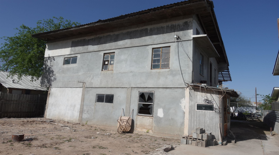 1518 Santa Cleotilde Ave, laredo, Texas 78040, 2 Bedrooms Bedrooms, 4 Rooms Rooms,Residential,For Sale,1518 Santa Cleotilde Ave,20255179