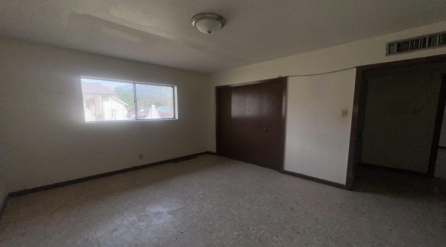 2920 Kearney St, Laredo, Texas 78043, ,Multi-family,For Sale,2920 Kearney St,20255183