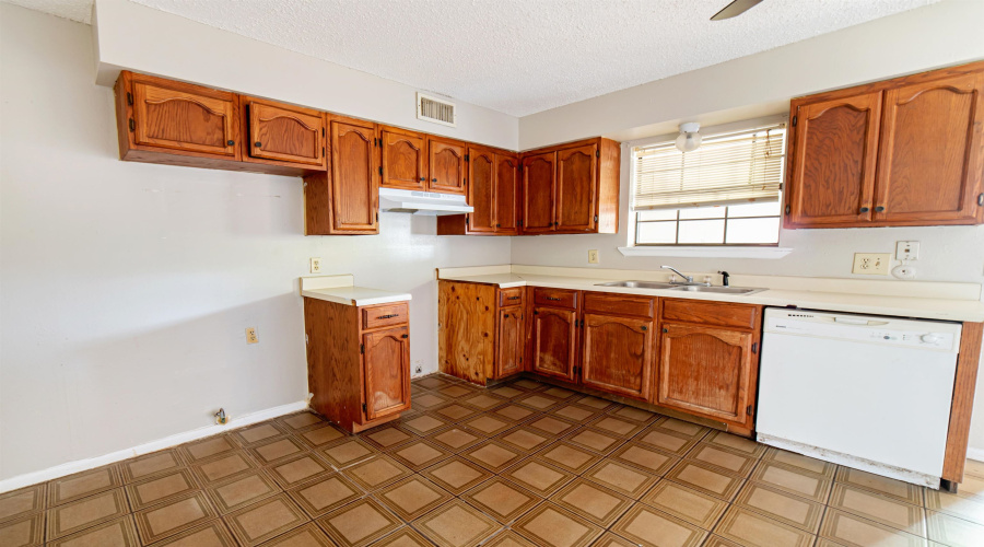 1803 Reynolds St, Laredo, Texas 78043, ,Multi-family,For Sale,1803 Reynolds St,20255190