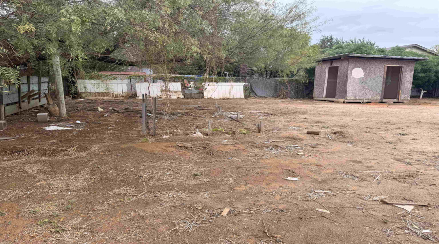 116 Coronado Ave, Laredo, Texas 78043, 2 Bedrooms Bedrooms, 7 Rooms Rooms,2 BathroomsBathrooms,Residential,For Sale,116 Coronado Ave,20255186