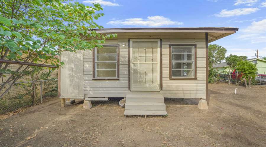 2103 Bismark St, Laredo, Texas 78043, ,Multi-family,For Sale,2103 Bismark St,20255192