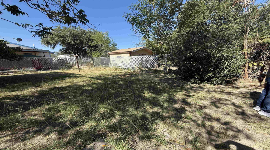 604 Bayonne Ln, LAREDO, Texas 78045, 3 Bedrooms Bedrooms, 5 Rooms Rooms,2 BathroomsBathrooms,Residential,For Sale,604 Bayonne Ln,20255191