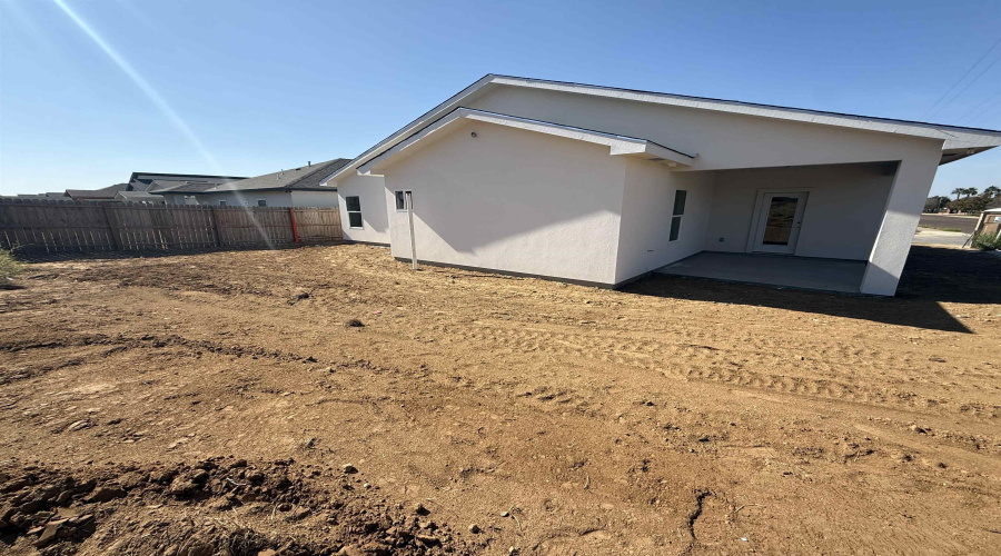 5501 Eva Ct., Laredo, Texas 78046, 3 Bedrooms Bedrooms, 5 Rooms Rooms,2 BathroomsBathrooms,Residential,For Sale,5501 Eva Ct.,20255193