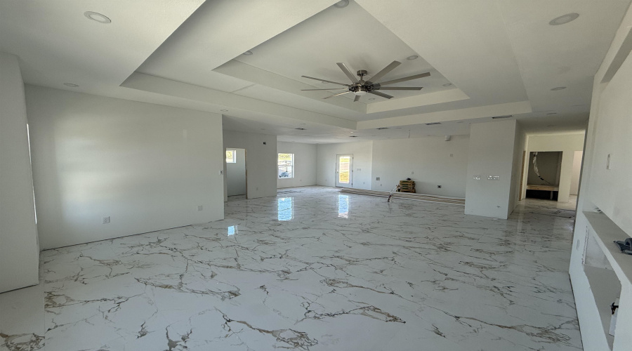 5501 Eva Ct., Laredo, Texas 78046, 3 Bedrooms Bedrooms, 5 Rooms Rooms,2 BathroomsBathrooms,Residential,For Sale,5501 Eva Ct.,20255193