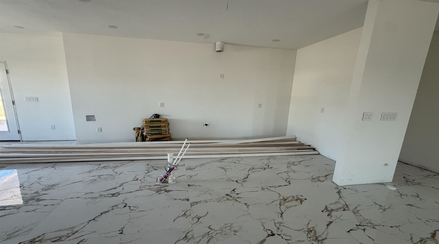 5501 Eva Ct., Laredo, Texas 78046, 3 Bedrooms Bedrooms, 5 Rooms Rooms,2 BathroomsBathrooms,Residential,For Sale,5501 Eva Ct.,20255193