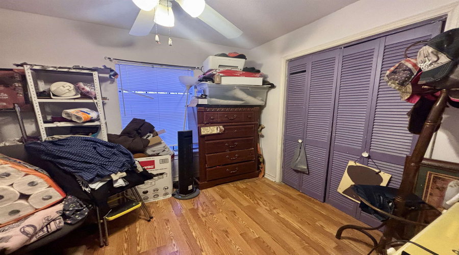 1820 Ireland St, Laredo, Texas 78046, 4 Bedrooms Bedrooms, 17 Rooms Rooms,2 BathroomsBathrooms,Residential,For Sale,1820 Ireland St,20255195