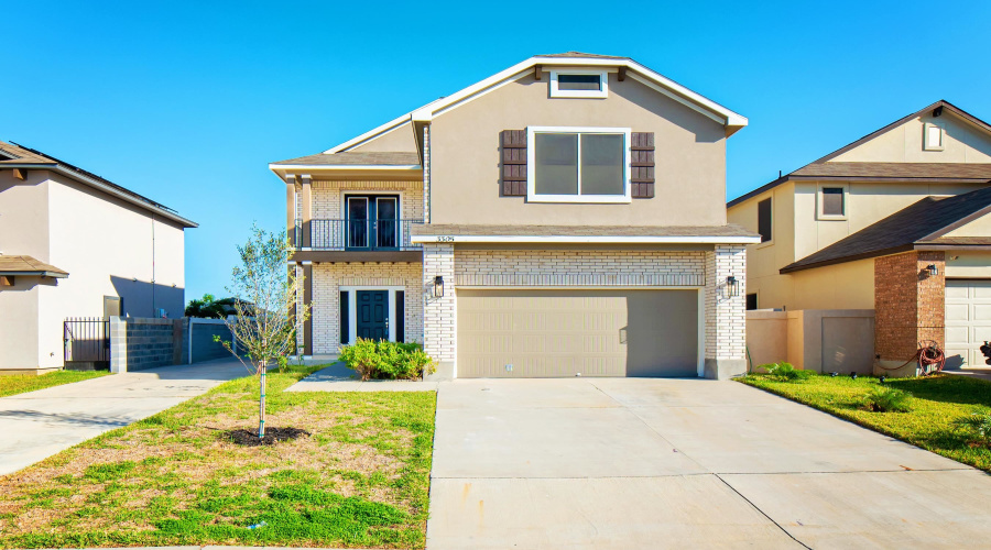 3305 Charolais Dr., Laredo, Texas 78046, 5 Bedrooms Bedrooms, 8 Rooms Rooms,3 BathroomsBathrooms,Residential,For Sale,3305 Charolais Dr.,20255197