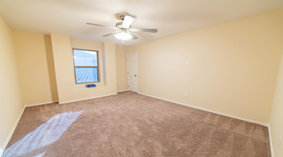 3305 Charolais Dr., Laredo, Texas 78046, 5 Bedrooms Bedrooms, 8 Rooms Rooms,3 BathroomsBathrooms,Residential,For Sale,3305 Charolais Dr.,20255197