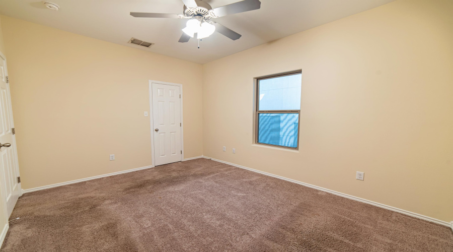 3305 Charolais Dr., Laredo, Texas 78046, 5 Bedrooms Bedrooms, 8 Rooms Rooms,3 BathroomsBathrooms,Residential,For Sale,3305 Charolais Dr.,20255197