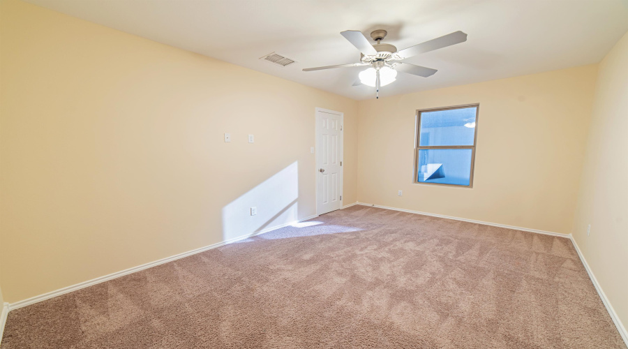 3305 Charolais Dr., Laredo, Texas 78046, 5 Bedrooms Bedrooms, 8 Rooms Rooms,3 BathroomsBathrooms,Residential,For Sale,3305 Charolais Dr.,20255197