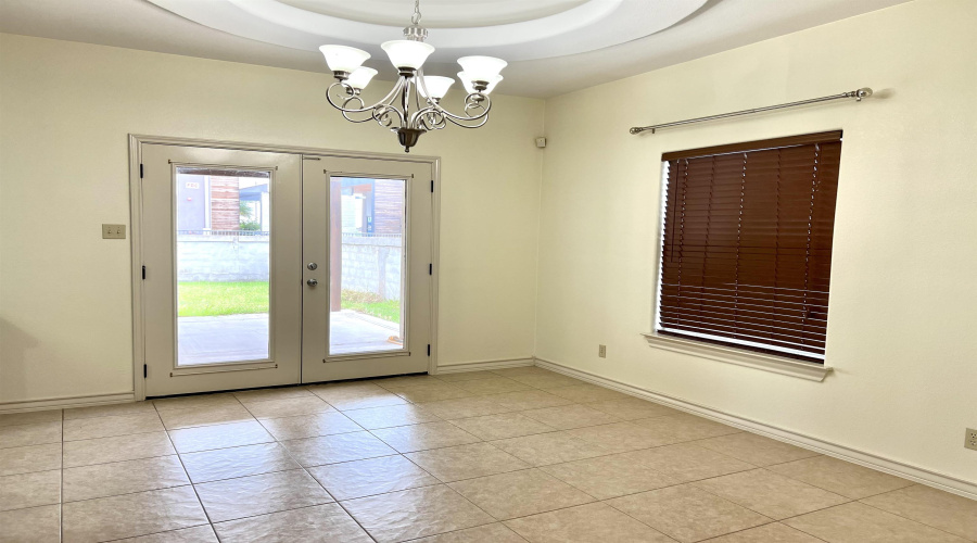 3909 Aidin St, Laredo, Texas 78045, 3 Bedrooms Bedrooms, 5 Rooms Rooms,2 BathroomsBathrooms,Residential,For Rent,3909 Aidin St,20255199