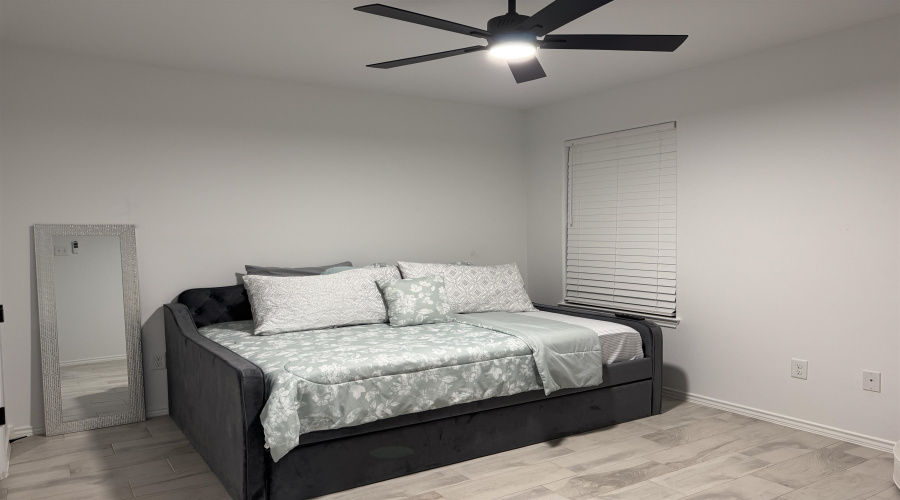 4214 Gavilan Dr., Laredo, Texas 78046, 3 Bedrooms Bedrooms, 6 Rooms Rooms,2 BathroomsBathrooms,Residential,For Rent,4214 Gavilan Dr.,20255200