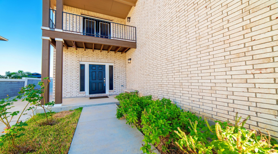 3305 Charolais Dr., Laredo, Texas 78046, 5 Bedrooms Bedrooms, 8 Rooms Rooms,3 BathroomsBathrooms,Residential,For Rent,3305 Charolais Dr.,20255201