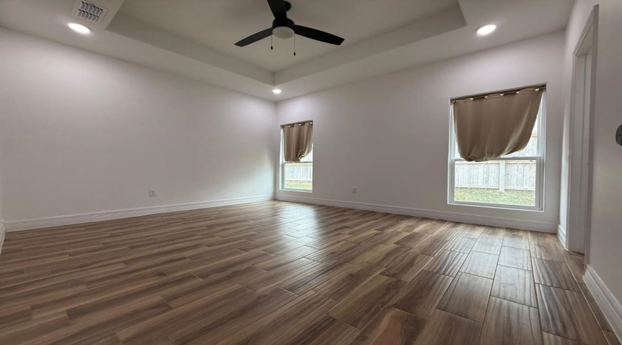 1529 Hebilla Ln., LAREDO, Texas 78046, 3 Bedrooms Bedrooms, 5 Rooms Rooms,2 BathroomsBathrooms,Residential,For Rent,1529 Hebilla Ln.,20255208