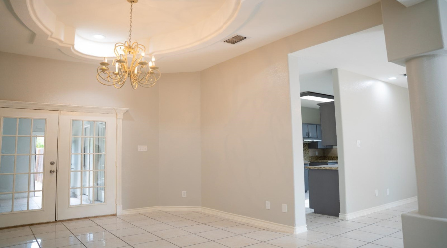 8801 Justice Dr, Laredo, Texas 78045, 3 Bedrooms Bedrooms, 5 Rooms Rooms,3 BathroomsBathrooms,Residential,For Rent,8801 Justice Dr,20255209