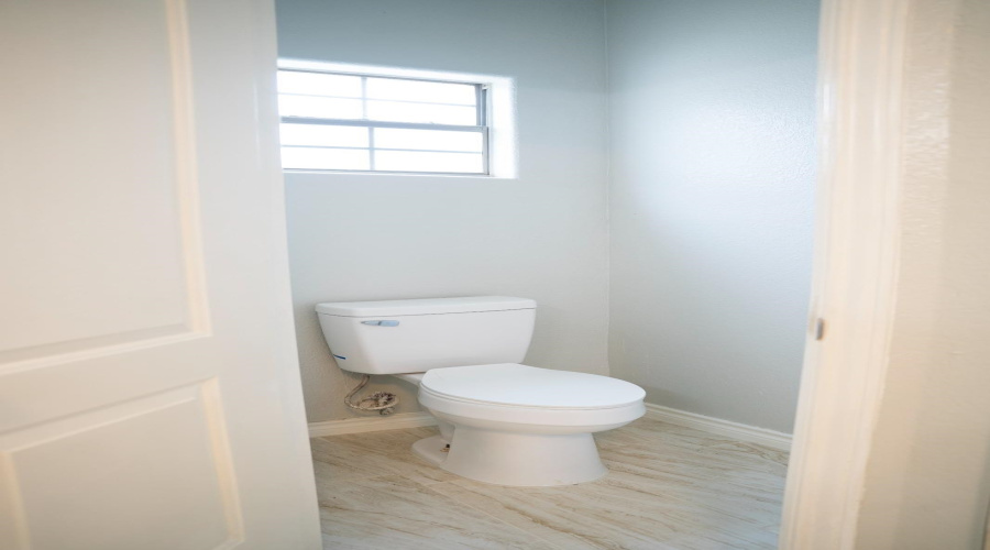 8801 Justice Dr, Laredo, Texas 78045, 3 Bedrooms Bedrooms, 5 Rooms Rooms,3 BathroomsBathrooms,Residential,For Rent,8801 Justice Dr,20255209