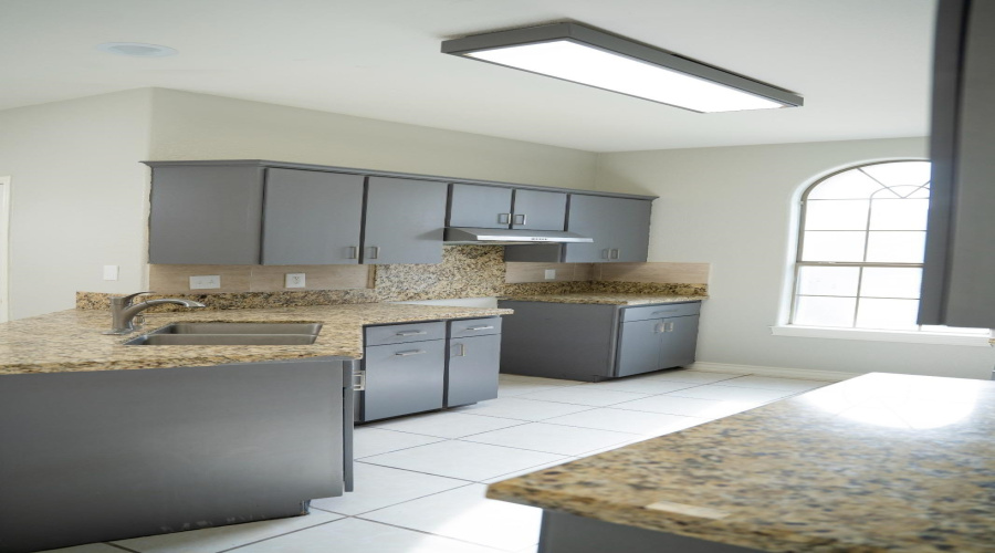 8801 Justice Dr, Laredo, Texas 78045, 3 Bedrooms Bedrooms, 5 Rooms Rooms,3 BathroomsBathrooms,Residential,For Rent,8801 Justice Dr,20255209