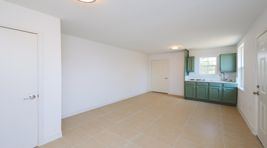 2318 Locust St, laredo, Texas 78040, 4 Bedrooms Bedrooms, 6 Rooms Rooms,3 BathroomsBathrooms,Residential,For Sale,2318 Locust St,20255211