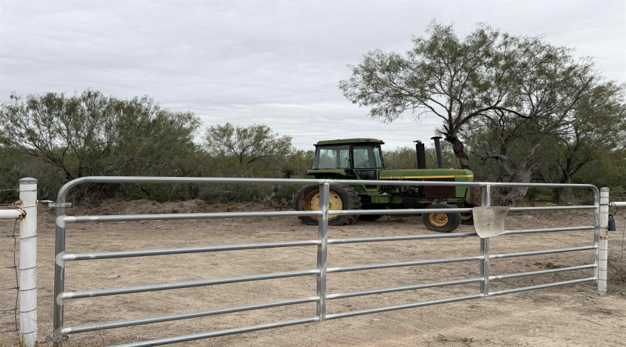 24 miles State Hwy 359, Aguilares, Texas 78369, ,Land,For Sale,24 miles State Hwy 359,20255212