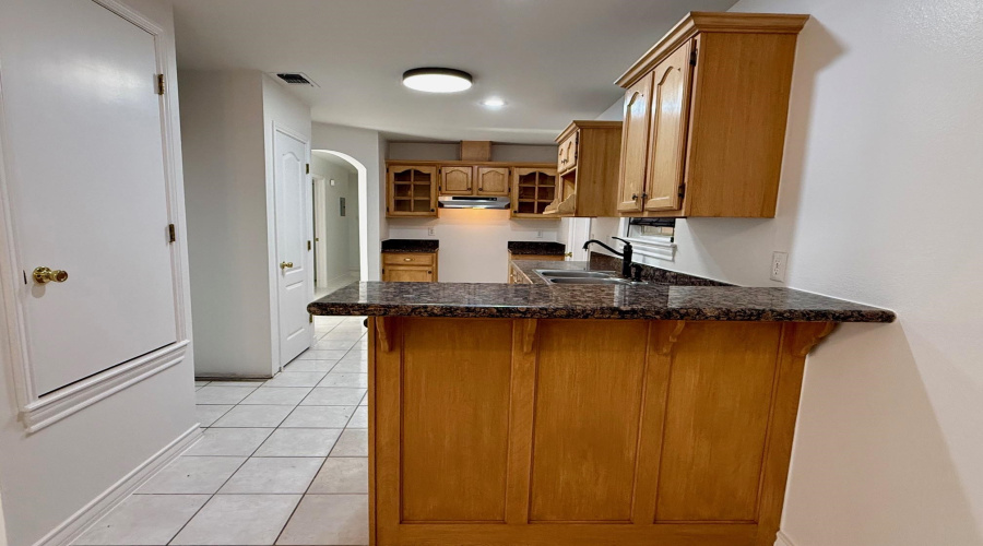 12613 River Bend Cir, Laredo, Texas 78045, 3 Bedrooms Bedrooms, 6 Rooms Rooms,2 BathroomsBathrooms,Residential,For Rent,12613 River Bend Cir,20255216