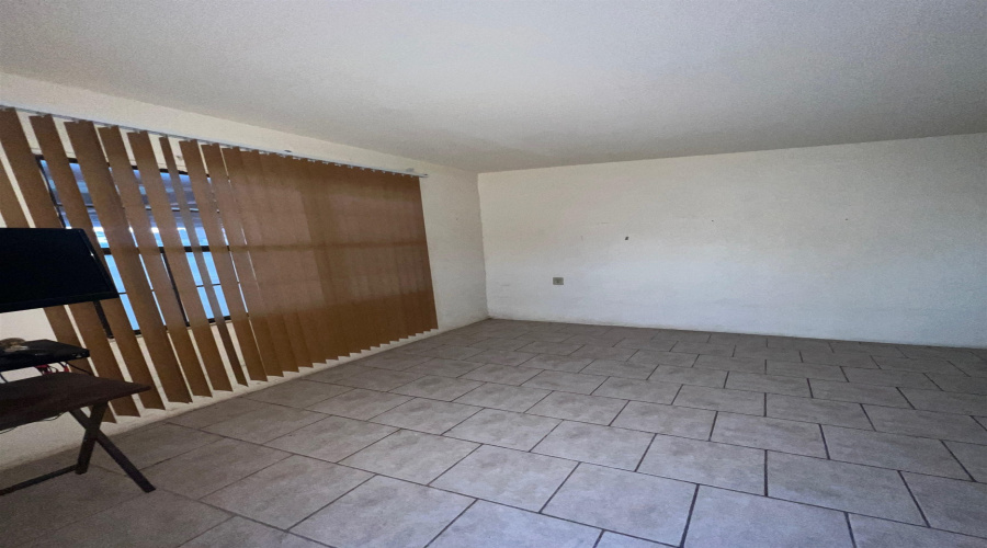 1409 Bravo Ave, Zapata, Texas 78076, 2 Bedrooms Bedrooms, 4 Rooms Rooms,1 BathroomBathrooms,Residential,For Sale,1409 Bravo Ave,20244749